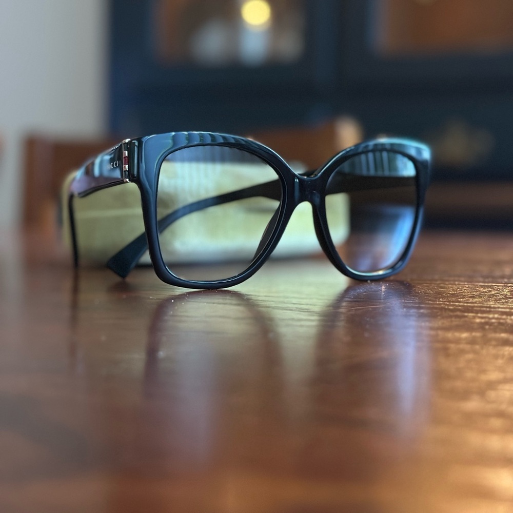 Gucci Black Sunglasses